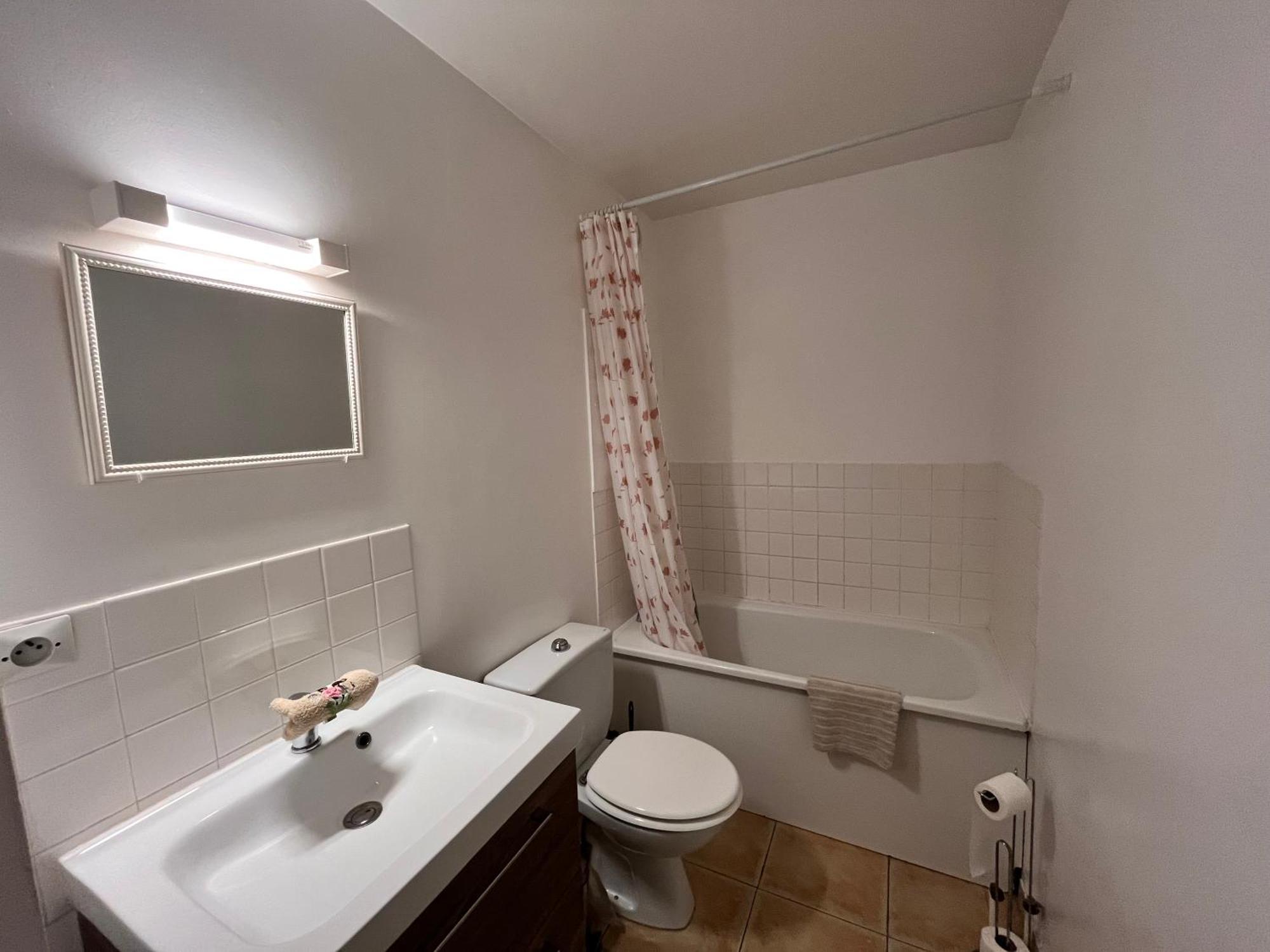 Апартаменты Studio Vue Sur Jardins - Tout Confort Proche Mer Курсёль-сюр-Мер Экстерьер фото